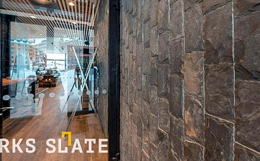 Черный сланец в интерьере, как акцент природной текстуры от RKS SLATE