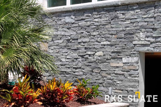 Натуральный камень для фасада RKS SLATE Greenwich Gray Strips