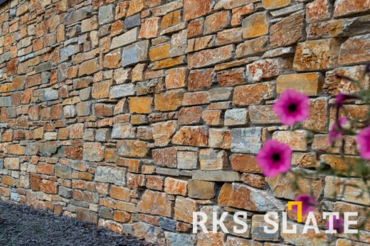 Натуральный камень для фасада RKS SLATE Multi Quartz Strips